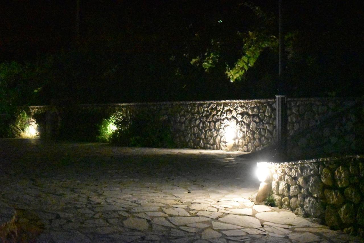 Estate Dafnopanagia Villa Magda Asprogerakata Exterior photo