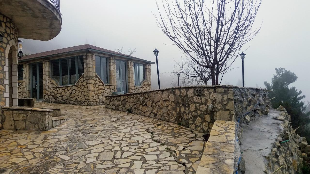 Estate Dafnopanagia Villa Magda Asprogerakata Exterior photo